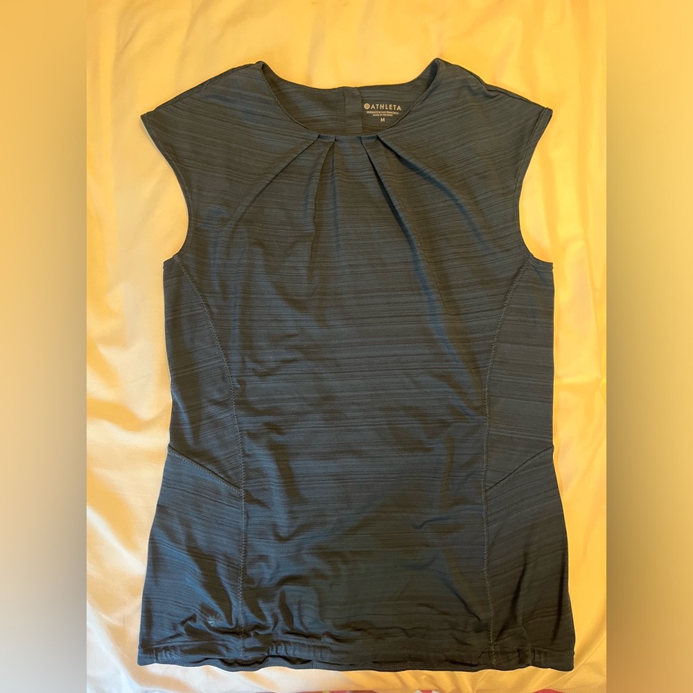 Athleta Rash guard Navy medium